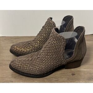 Very Volatile Veracruz Hand Woven Leather Cut Out Pointed Ankle Booties Womens 9